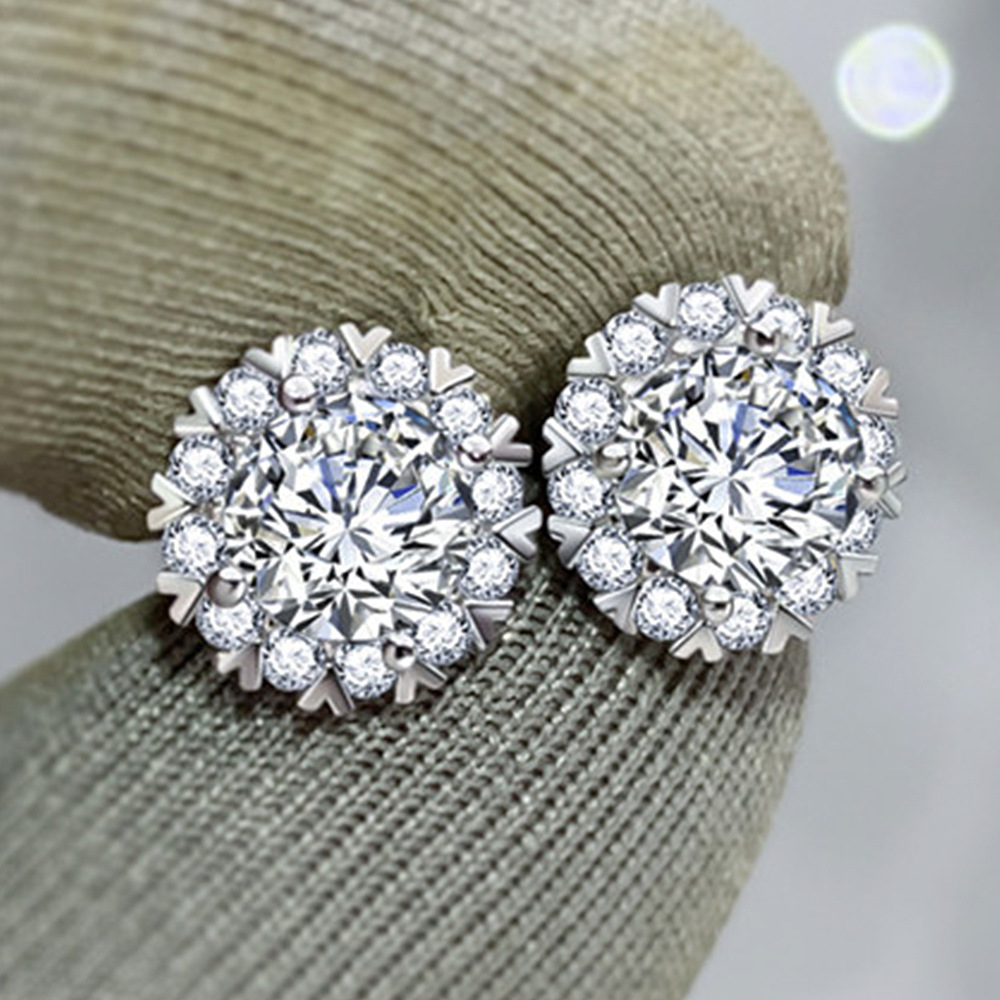 Korean Dongdaemun style earrings exquisite snowflake zircon earrings female celebrity banquet with small earrings