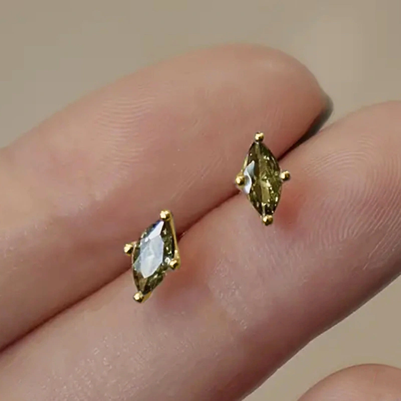Simple style olive green earrings temperament versatile daily commuting earrings mini exquisite girls earrings