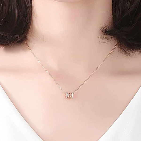 Classic slim waist necklace for women, light luxury niche clavicle necklace pendant TikTok live spring necklace