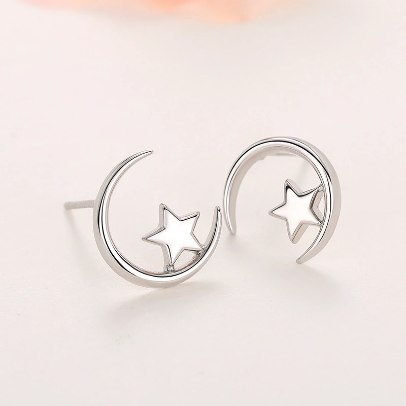  Star and moon earrings for students, female metal simple star and moon earrings, star and moon shining together, daily earrings