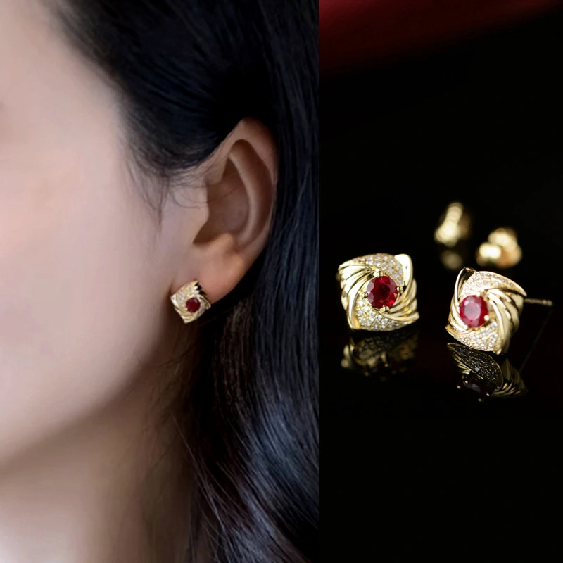  Middle Eastern retro exquisite earrings for women French temperament ladies earrings fashionable and elegant niche earrings