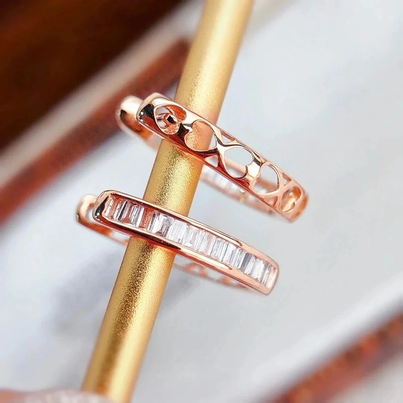  Japanese and Korean new row of diamond earrings simple cold style men and women earrings fashionable hollow design elite earrings