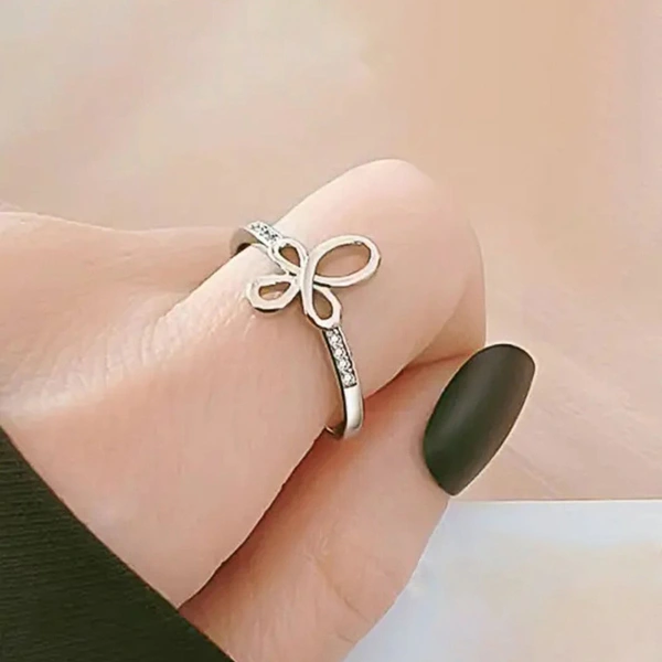  Minimalist design geometric ring Mobius ring ring female sweet personality niche jewelry