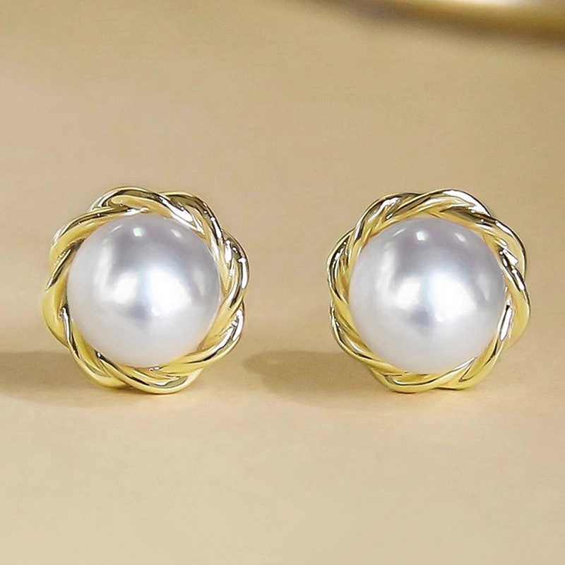  European and American fashion light luxury earrings Chanel style geometric earrings for women popular imitation popular pearl earrings