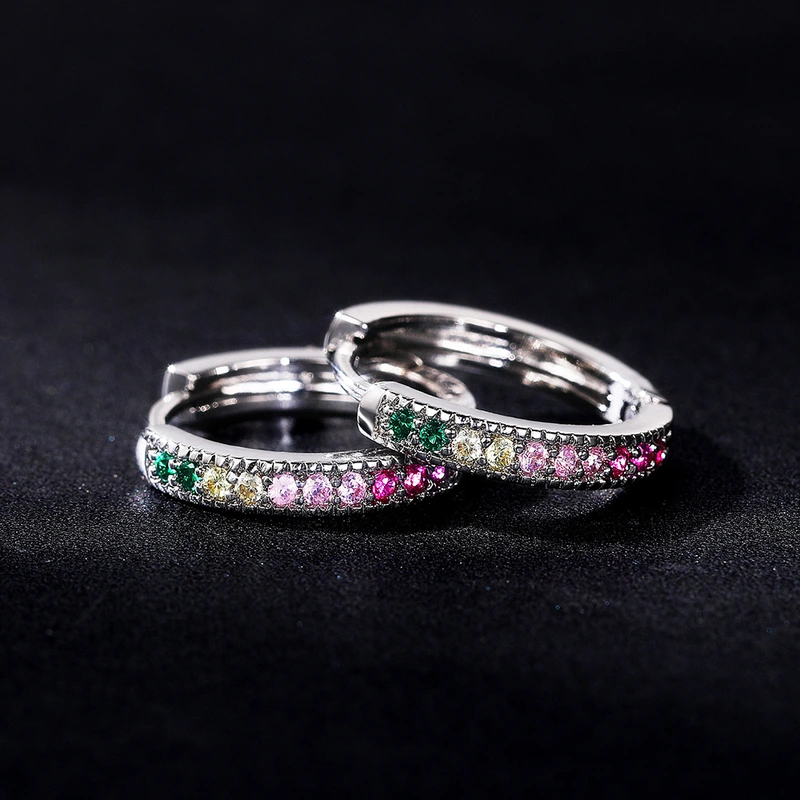 New Japanese and Korean earrings are fashionable and simple, with colorful zircon earrings for women, souvenirs and jewelry that are hot selling.