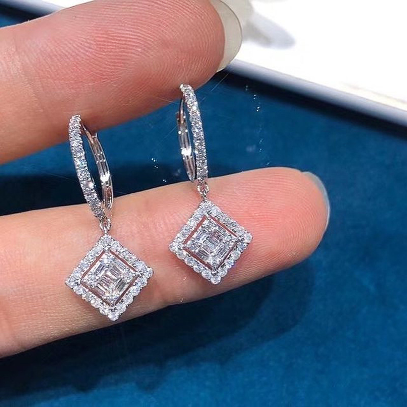 Niche design all-match light luxury shiny zircon earrings for women commuting retro all-match earrings
