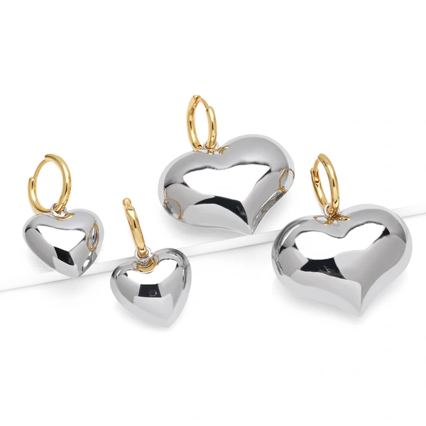 Hot selling love pendant earrings European and American fashion gold-plated glossy hollow earrings earrings erq29