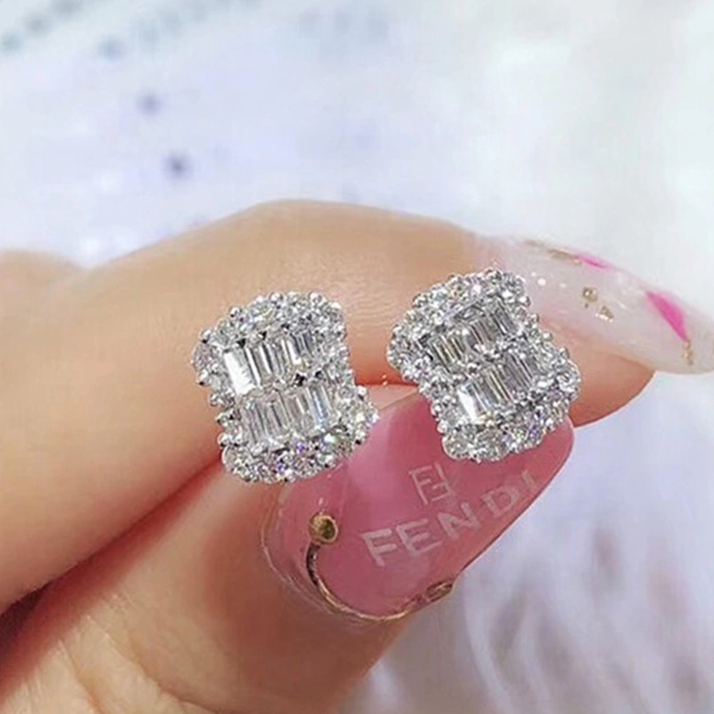 Foreign hot-selling fashionable and versatile square crystal earrings, high-end 3A zircon earrings wholesale