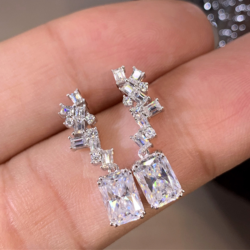 European and American new geometric irregular zircon earrings wedding anniversary gift earrings