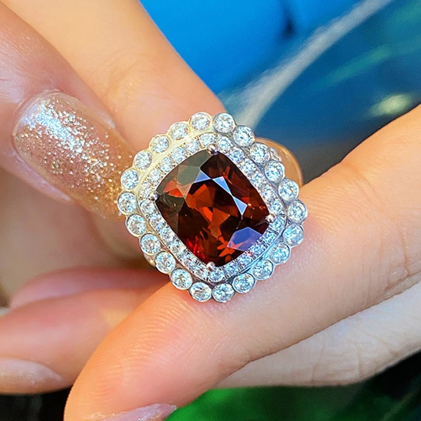  Hot selling new rings on live streaming, high-end fashion, elegant design, hand jewelry, geometric princess rings