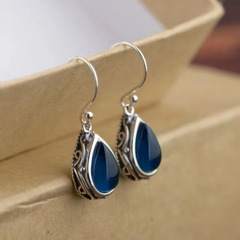 New earrings, teardrop-shaped, retro, old-fashioned earrings, ethnic style, ancient silver Tibetan earrings