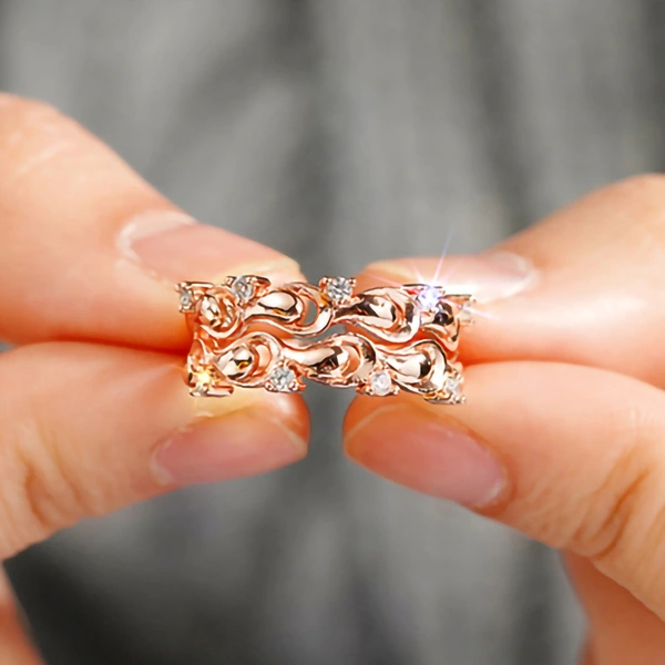  New ladies exquisite ring female wave line inlaid zircon ring fashionable popular princess single ring