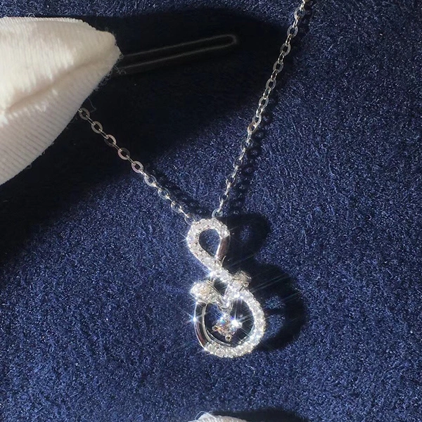 Japanese and Korean style new simple and versatile niche celebrity 8-shaped necklace infinite shape staggered clavicle necklace female