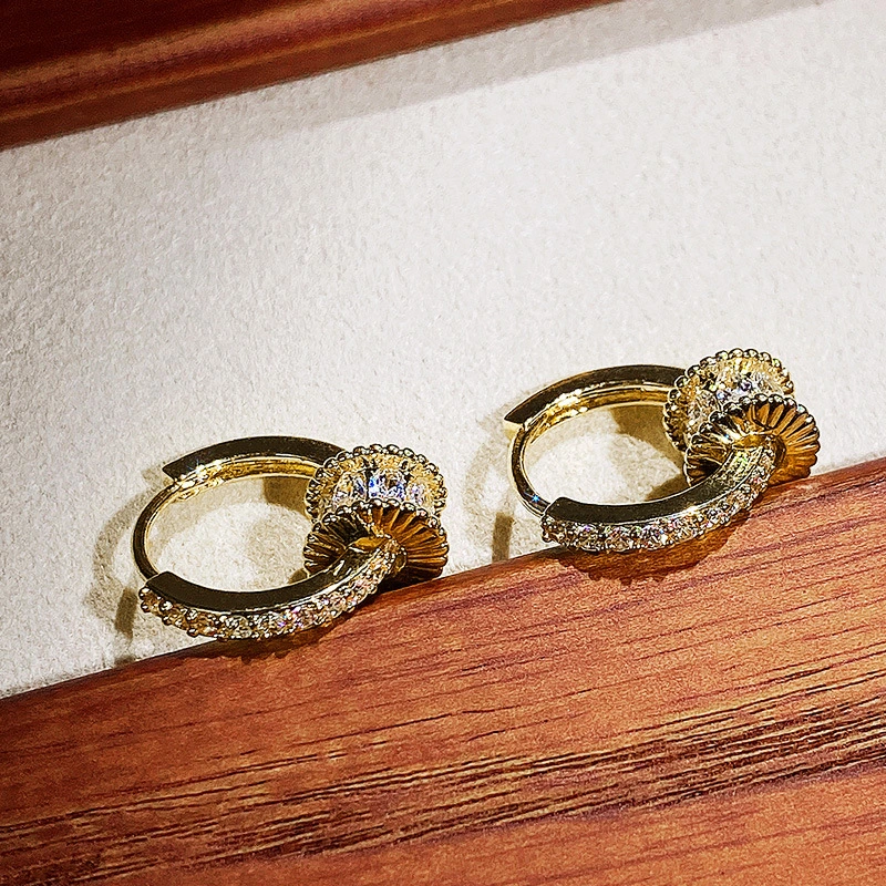 Small waist good luck earrings for women simple detachable full zircon earrings fashionable copper earrings