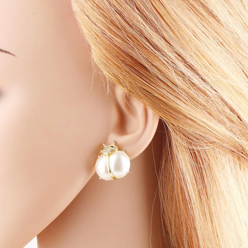 AS jewelry Europe and the United States hot selling pearl insect earrings copper plated 18k gold flower earrings earrings female erq17