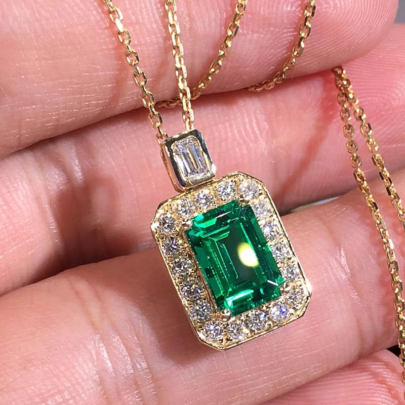 European and American hot-selling luxury necklaces, high-end noble lady palace style necklaces, rectangular quadrilateral geometric pendants