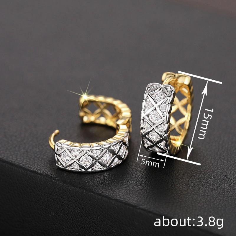 Hot selling electroplated two-color earrings for women, geometric light luxury diamond jewelry, French style elegant hot-selling earrings