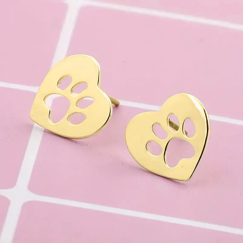  European and American cute cat claw earrings for girls cute footprints popular earrings fashionable and popular earrings