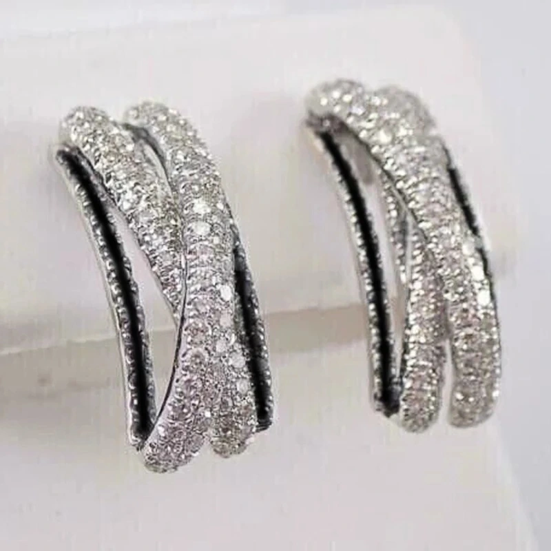  Japanese and Korean all-match temperament light luxury earrings exquisite cross contrast earrings new trendy earrings