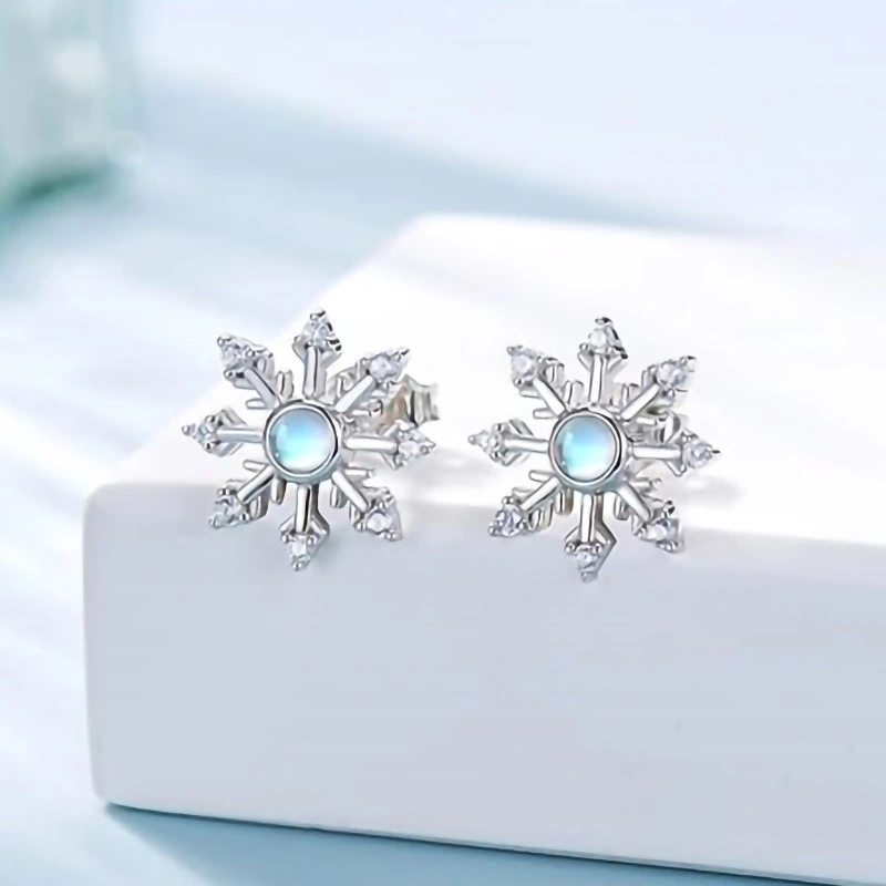  Fashion Christmas snowflake earrings for women, exquisite and small, festive matching earrings, popular New Year style