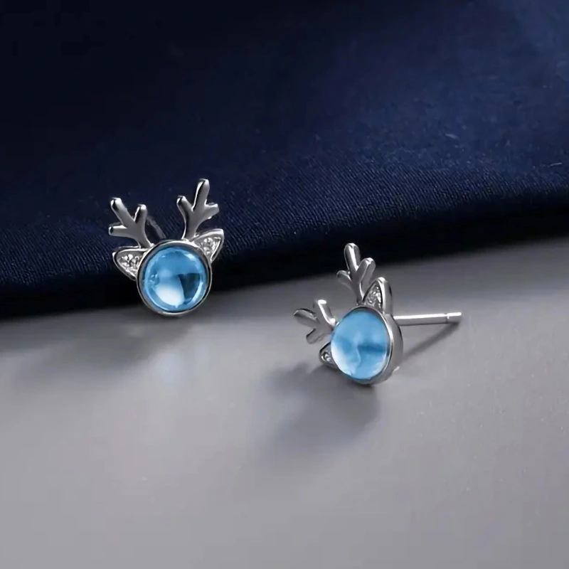  Christmas holiday earrings for women, exquisite and cute, fashionable deer antler earrings, mini design, matching jewelry