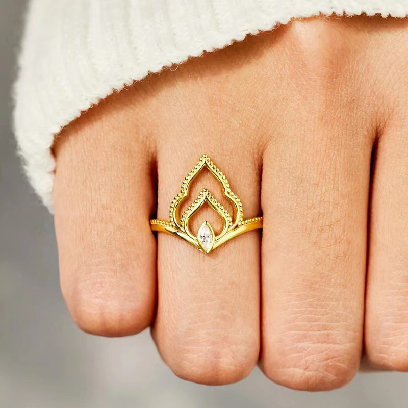  European and American lines horse eye design ring inlaid with zircon Chinese style ring popular hot jewelry