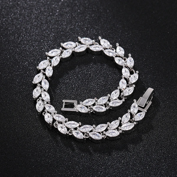 High-end commuter horse eye leaf bracelet for women exaggerated punk personality jewelry factory direct sales hot selling jewelry
