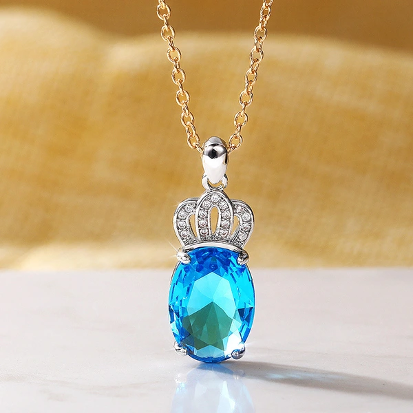  New elegant crown pendant necklace for women four-claw copper plated white gold inlaid sea blue zircon necklace