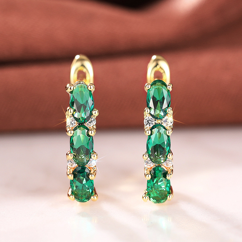 European and American independent station earrings versatile ladies high-end luxury ear clip oval green earrings