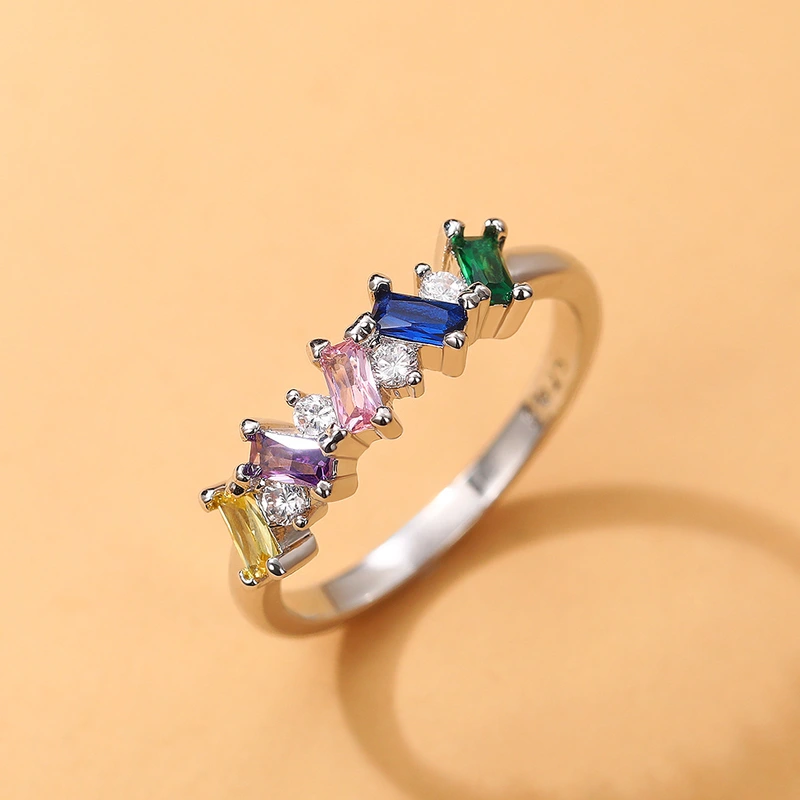 New jewelry sets, fashionable geometric art colored diamond earrings, ring accessories, spot wholesale