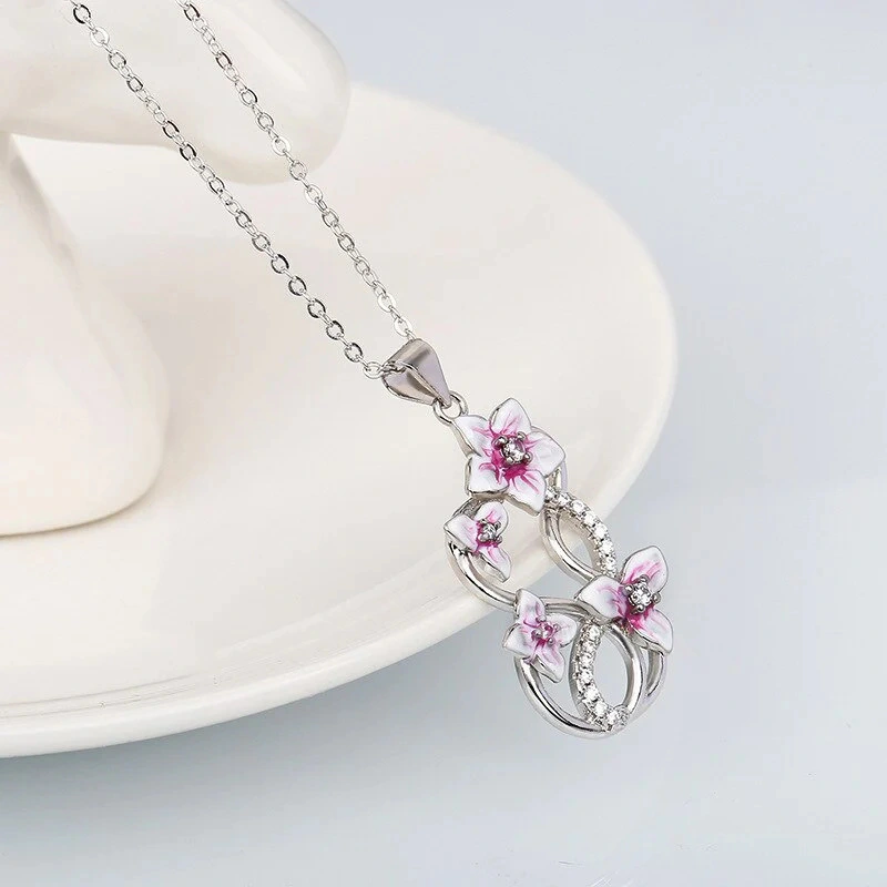 Dielianhua fresh and versatile necklace, noble peach and plum blossom pendant, flower series popular cute necklace
