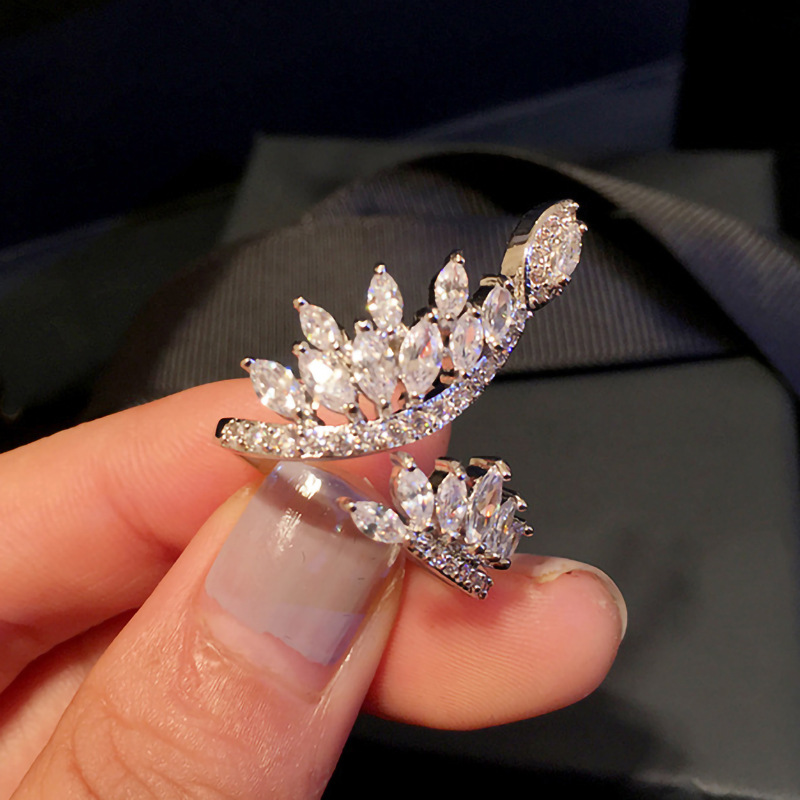  European and American new imitation diamond ring fashion high-end vine leaf ring opening adjustable jewelry women