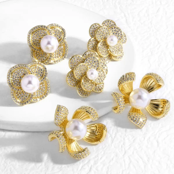AS jewelry European and American copper plated real gold pearl flower inlaid zircon earrings earrings female erj92 earrings