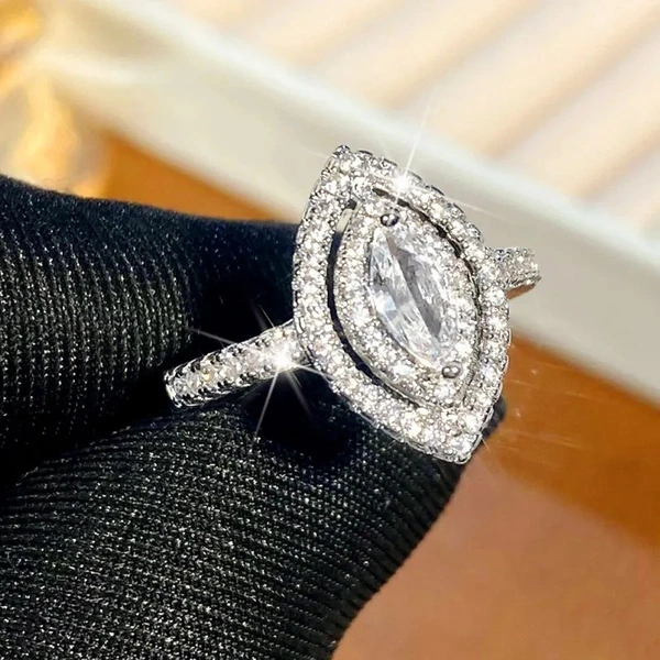  New live jewelry creative horse eye shining zircon wedding ring women's wedding jewelry