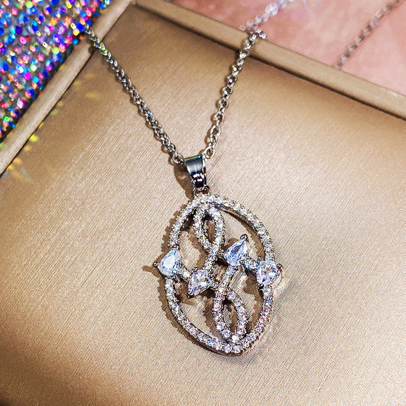 New retro versatile tree leaf necklace for women copper plated white gold zircon necklace clavicle chain