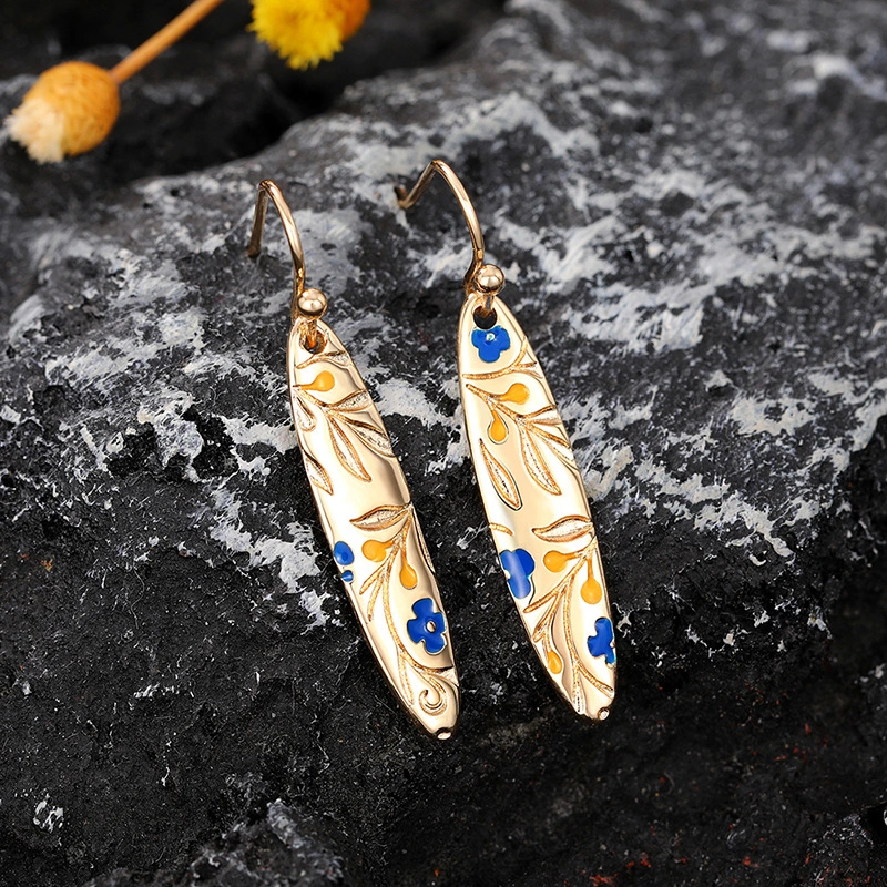   European and American e-commerce earrings creative personality flower long earrings hot-selling ear hooks