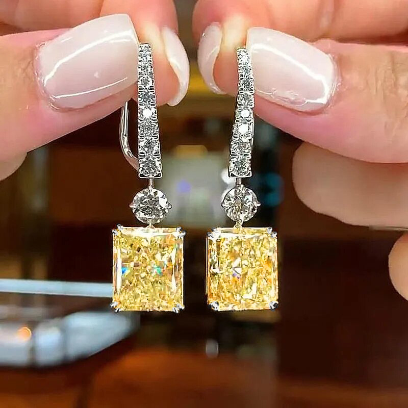 European and American style small sugar cube earrings light luxury princess fashion earrings wealthy ladies earrings for women