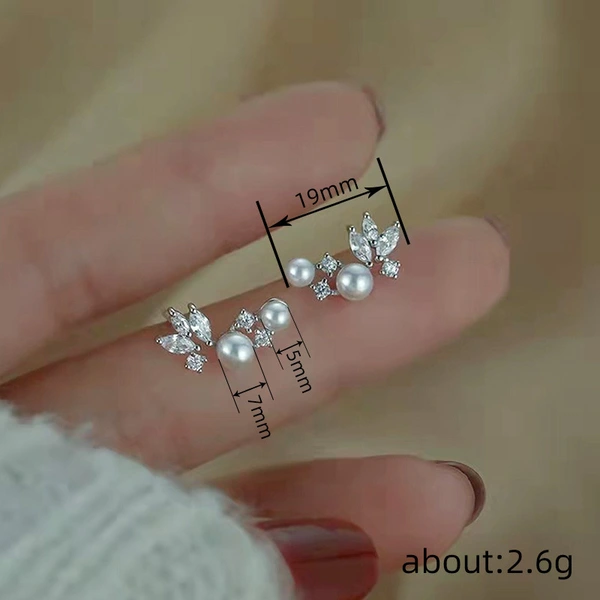 Korean style gentle horse eye earrings for ladies imitation pearls personality internet celebrity style jewelry factory direct sales hot style