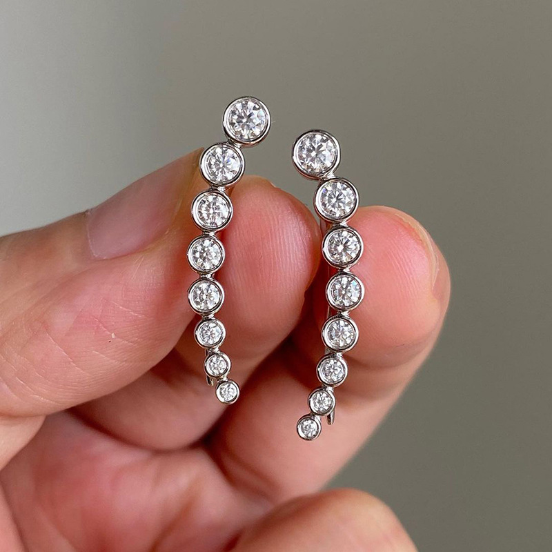  Niche, simple, regular, high-end earrings, retro, shining, temperament, round diamond ear hooks, popular earrings