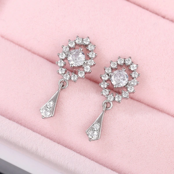 Autumn and winter new French niche earrings temperament gentle wind tassel zircon earrings niche high-end earrings