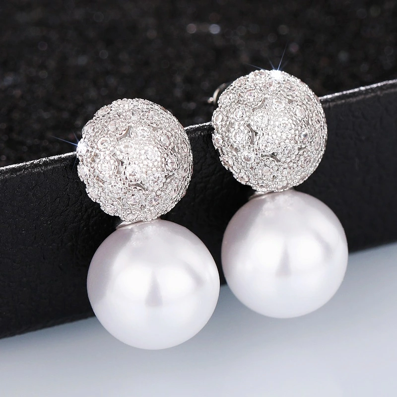 Factory direct sale earrings for women, full diamond imitation pearl princess earrings, round geometric dress accessories