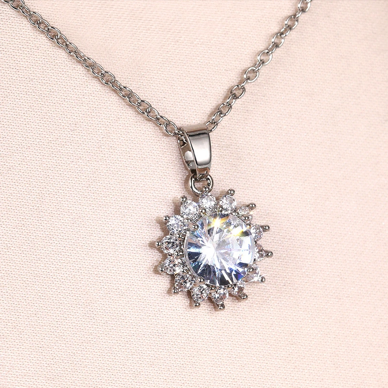 European and American high quality necklace 3A shiny zircon flower necklace for women all-match clavicle chain wholesale
