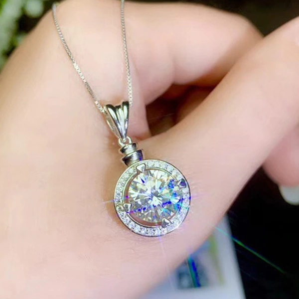 Hot selling imitation moissanite copper plated white gold clavicle chain eight hearts and eight arrows zircon pendant necklace for women