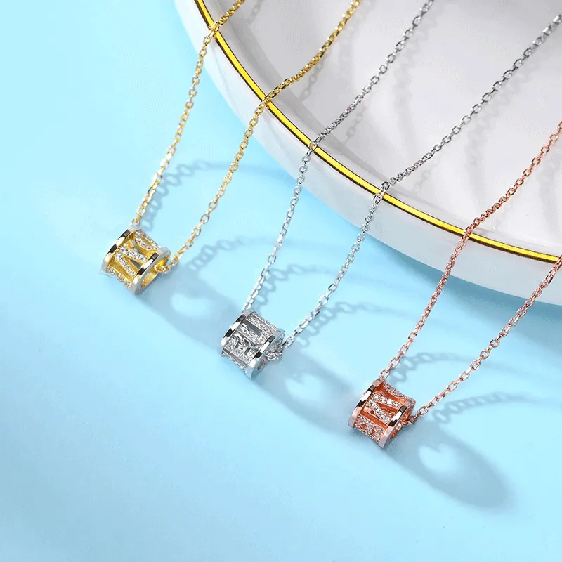 2022 Summer New Style Hollow Waist Love Women's Necklace Irregular Round Clavicle Chain