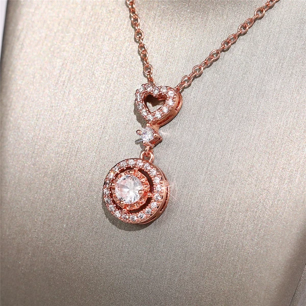 European and American new jewelry simple and fashionable geometric heart-shaped zircon necklace versatile zircon clavicle necklace