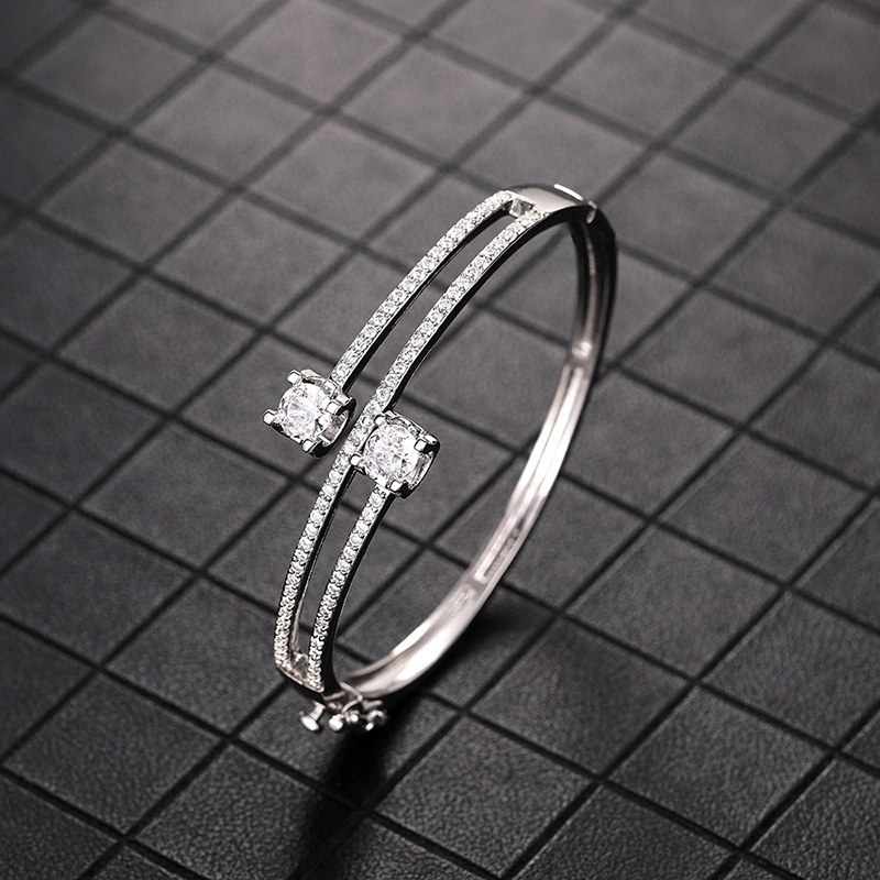 Exquisite live new bracelet women's multi-layer half circle design jewelry fashionable and elegant light luxury style chic style