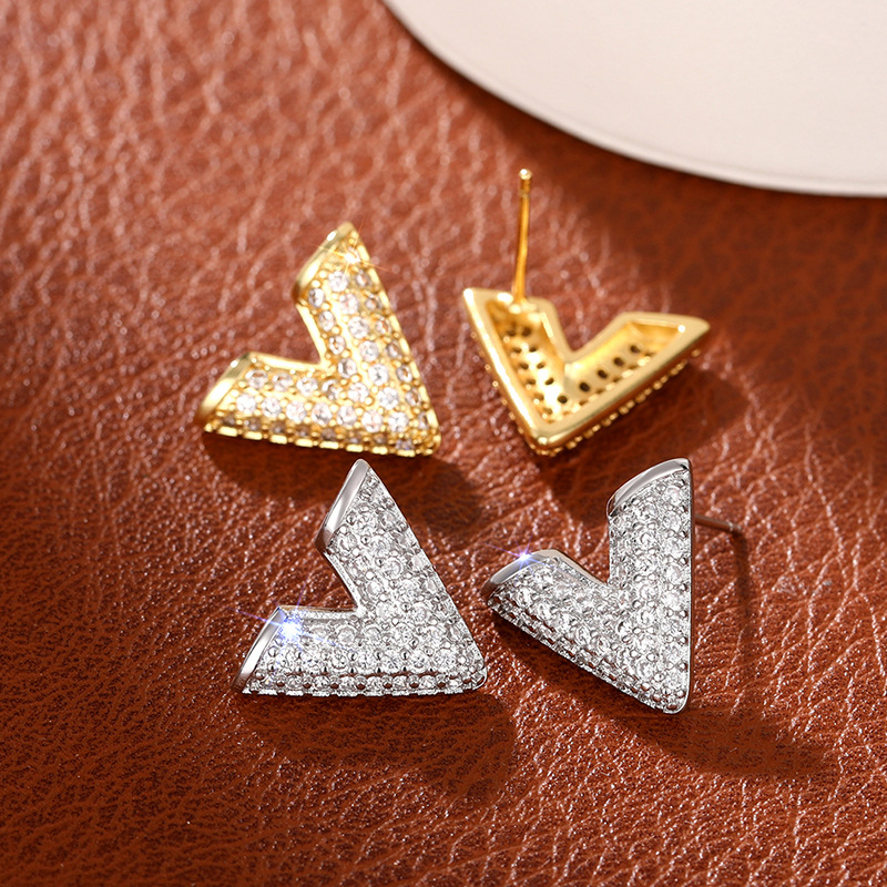  Personalized high-end temperament fashion earrings English letter V-shaped earrings micro-inlaid earrings for women