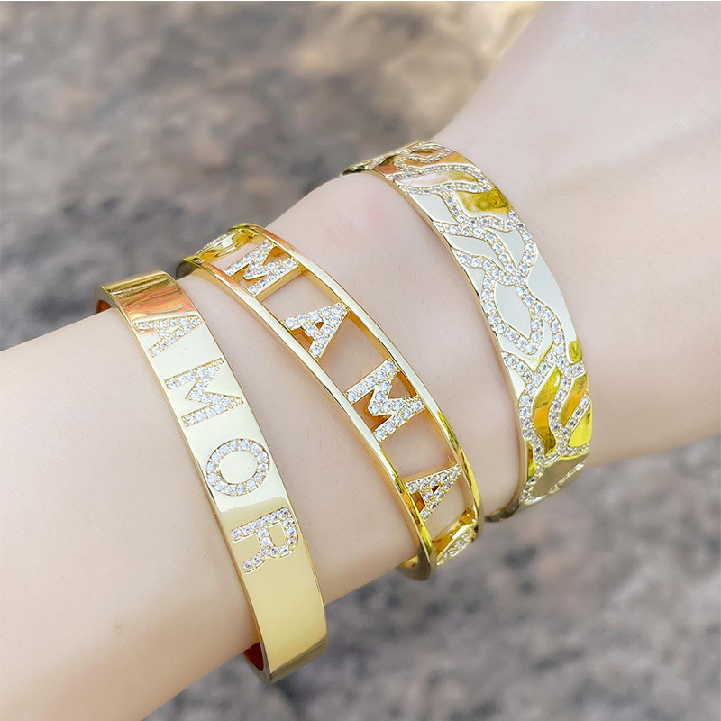 European and American style fashion temperament mama love inlaid zircon bracelet bracelet simple personality open bracelet female brc85