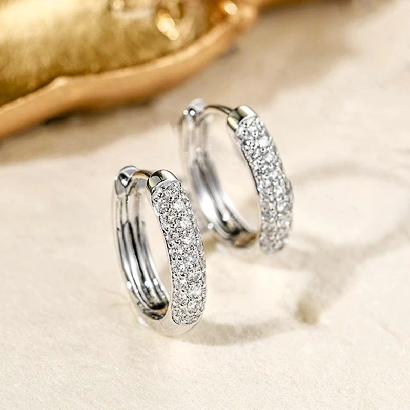 Hot selling daily attendance earrings for women, shiny style, billing ear clips, high-end style, popular style