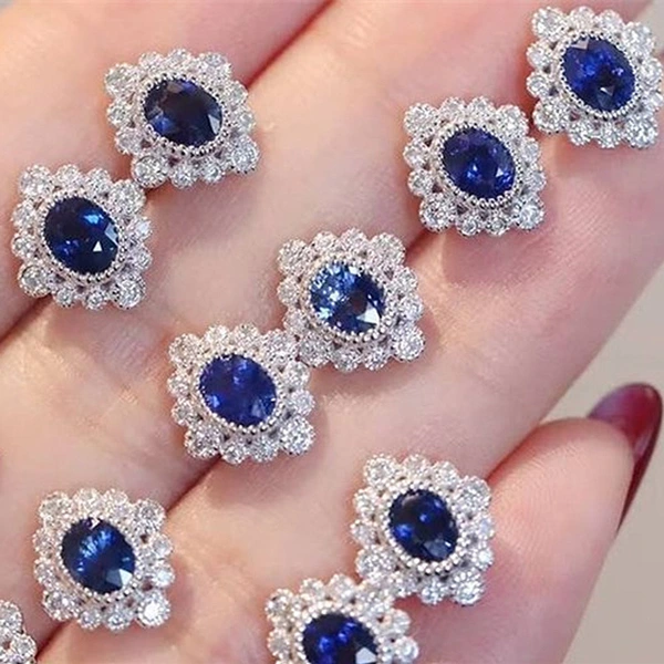 Live streaming style internet celebrity retro earrings new diamond sapphire zircon flower-shaped earrings for women